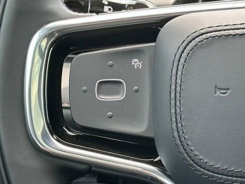 New 2025 Lincoln Nautilus Premier w/ Equipment Group 102A image 25