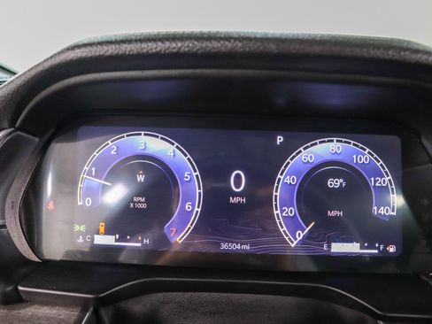 Used 2024 Jeep Grand Cherokee Limited w/ Luxury Tech Group II AWD/4WD image 16