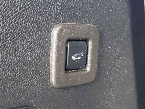 Used 2014 Ford Expedition Limited w/ Equipment Group 301A image 9