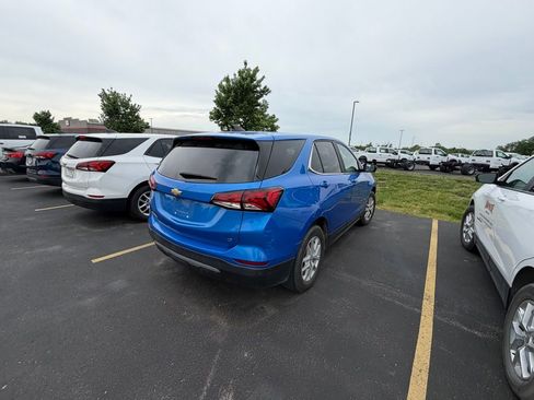 Used 2024 Chevrolet Equinox LT FWD image 4