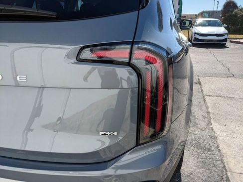 Used 2025 Kia Telluride EX X-Line image 11