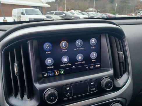 Used 2020 Chevrolet Colorado LT image 10