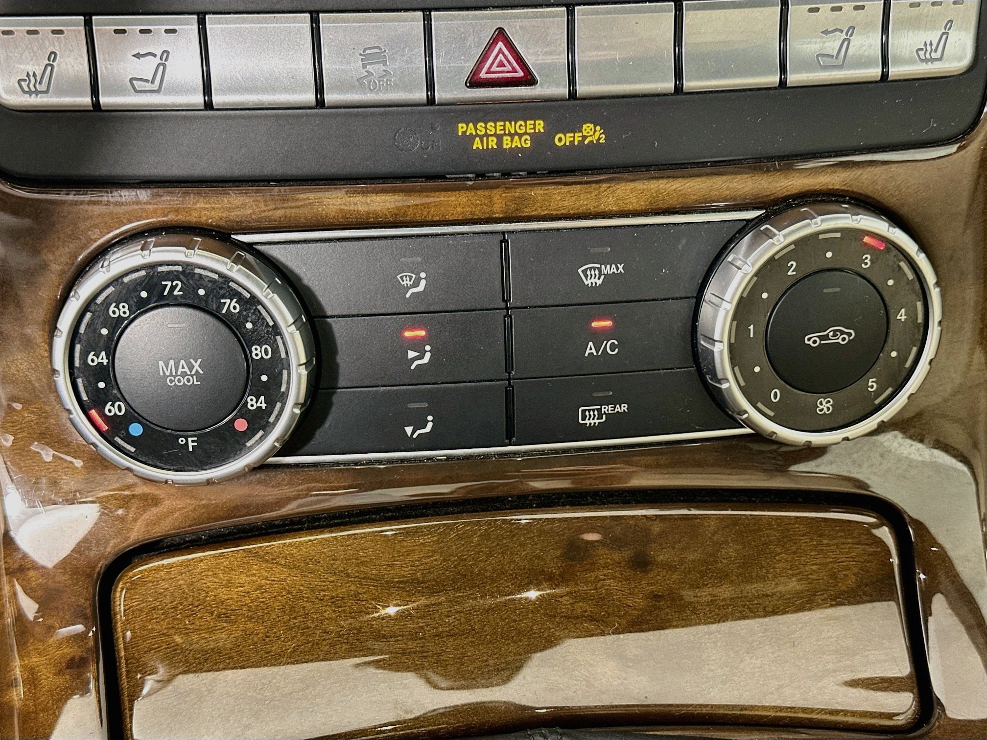Certified 2015 Mercedes-Benz SLK 250 image 19