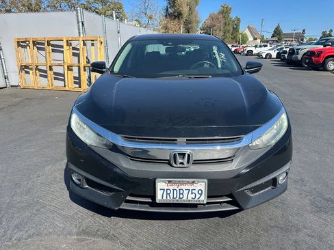 Used 2016 Honda Civic Touring image 5