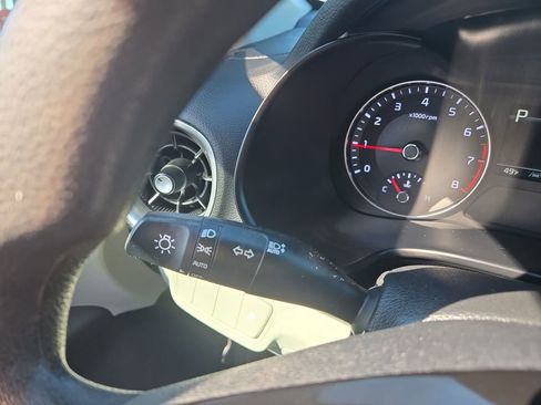 Used 2022 Kia Forte LXS FWD image 29