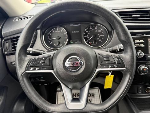 Used 2017 Nissan Rogue S w/ S Appearance Package AWD/4WD image 14
