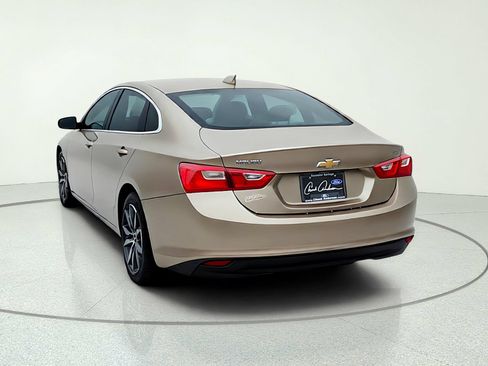 Used 2018 Chevrolet Malibu LT FWD image 6