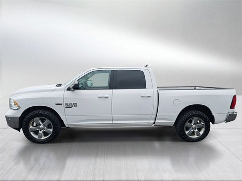 Used 2019 RAM 1500 Big Horn image 3