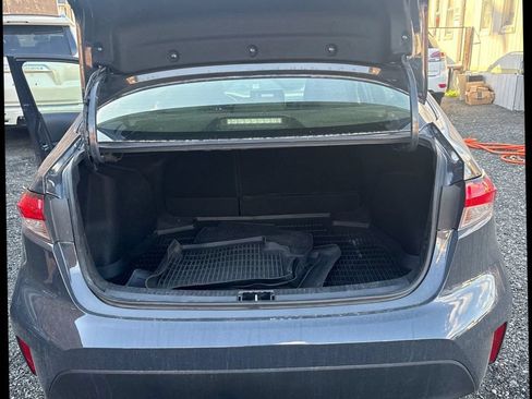 Used 2023 Toyota Corolla LE FWD image 19