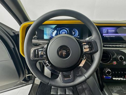 Certified 2025 Rolls-Royce Cullinan Black Badge image 12