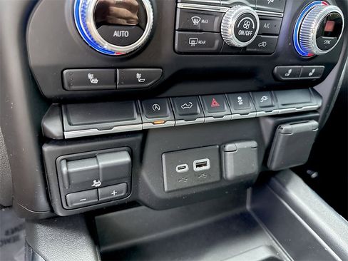 Used 2021 GMC Sierra 1500 Elevation w/ Preferred Package image 49