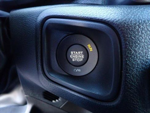 New 2025 Jeep Gladiator Sport image 22