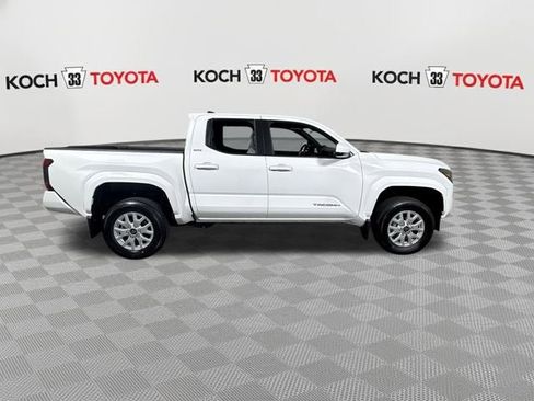 New 2025 Toyota Tacoma SR5 image 9