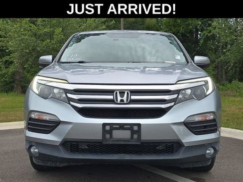 Used 2017 Honda Pilot EX-L image 2