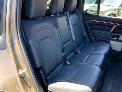Certified 2023 Land Rover Defender 130 X AWD/4WD image 19