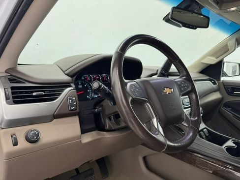 Used 2018 Chevrolet Tahoe LT image 34