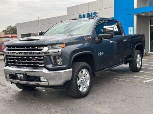 Used 2020 Chevrolet Silverado 2500 LTZ w/ LTZ Texas Edition image 3