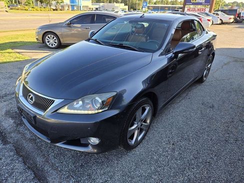 Used 2011 Lexus IS 250C w/ Luxury Pkg RWD image 1