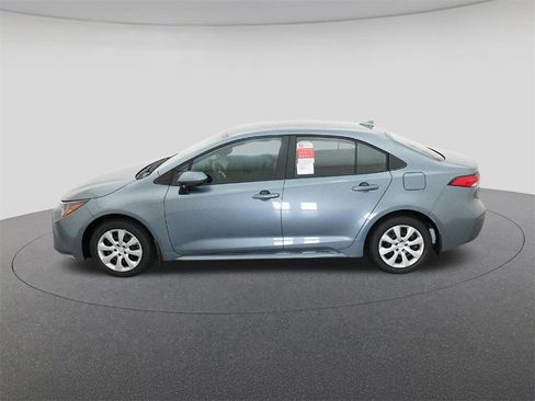 New 2026 Toyota Corolla LE image 3