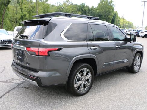 Used 2024 Toyota Sequoia Capstone AWD/4WD image 8