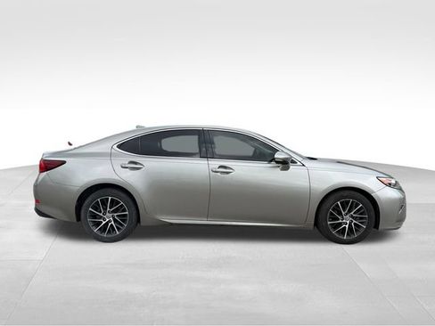 Used 2017 Lexus ES 350 FWD image 4