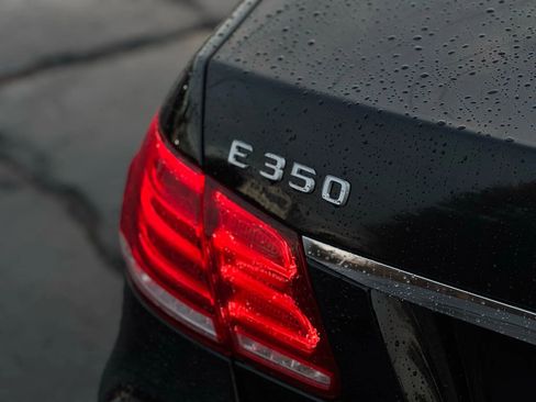 Used 2014 Mercedes-Benz E 350 Sedan image 9