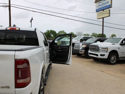 Used 2019 RAM 1500 Laramie AWD/4WD image 46