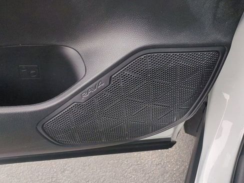 Used 2024 Toyota RAV4 XLE image 17