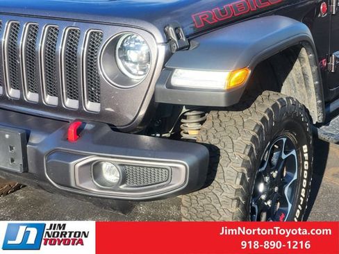 Used 2023 Jeep Wrangler Unlimited Rubicon w/ LED Lighting Group AWD/4WD image 11