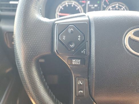 Used 2023 Toyota 4Runner TRD Off-Road Premium AWD/4WD image 20