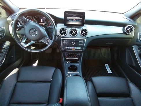 Used 2020 Mercedes-Benz GLA 250 image 10