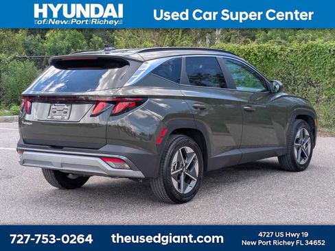 Certified 2025 Hyundai Tucson SEL FWD image 5