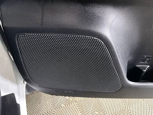 Used 2021 Toyota Tacoma SR5 image 29