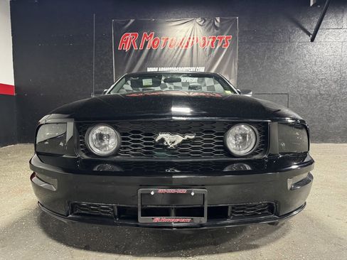 Used 2005 Ford Mustang GT RWD image 8