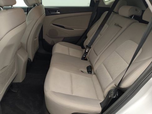 Used 2016 Hyundai Tucson Sport image 18