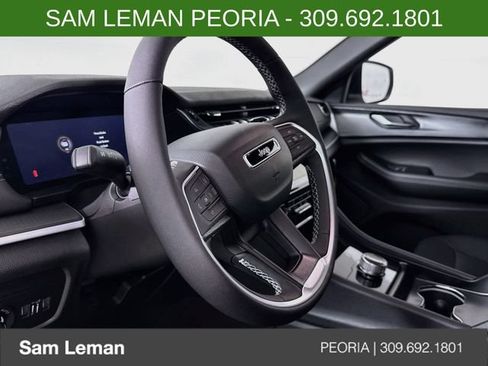 New 2026 Jeep Grand Cherokee L 4WD image 11