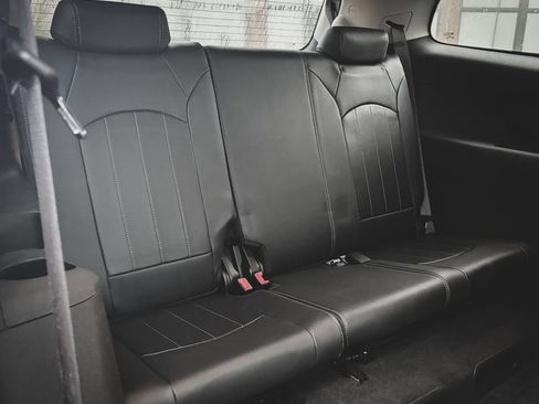 Used 2014 Buick Enclave Leather FWD image 32