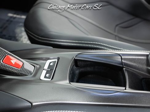 Used 2019 Ferrari 812 Superfast RWD image 28