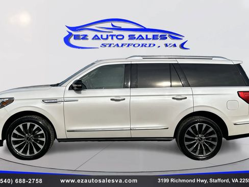 Used 2018 Lincoln Navigator Select image 8