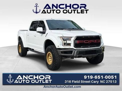 Used 2018 Ford F150 Raptor w/ Equipment Group 802A Luxury AWD/4WD image 1