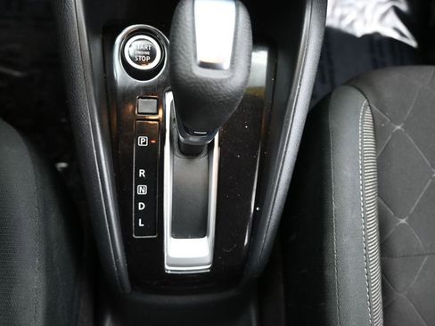 Used 2020 Nissan Kicks S image 31