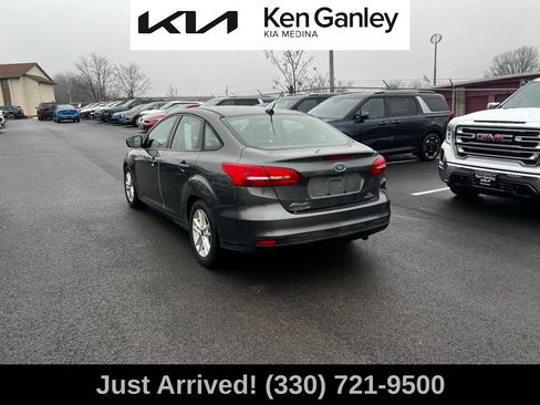 Used 2016 Ford Focus SE image 7