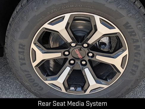 New 2026 GMC Yukon XL AT4 w/ AT4 Premium Plus Package AWD/4WD image 11