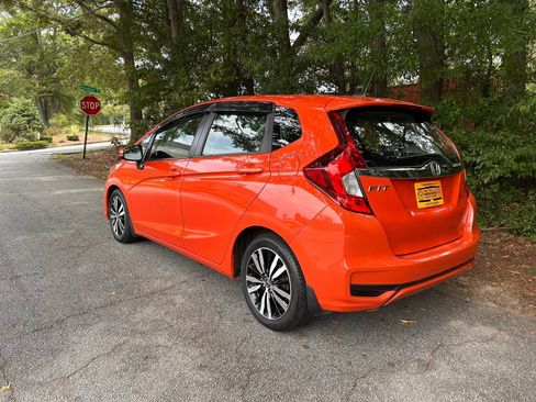 Used 2018 Honda Fit EX image 3