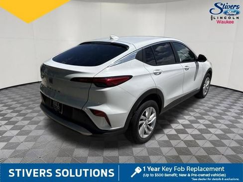 Used 2025 Buick Envista Preferred FWD image 7
