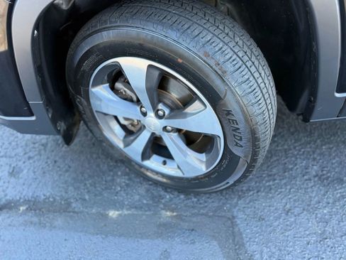 Used 2019 Jeep Cherokee Limited image 50