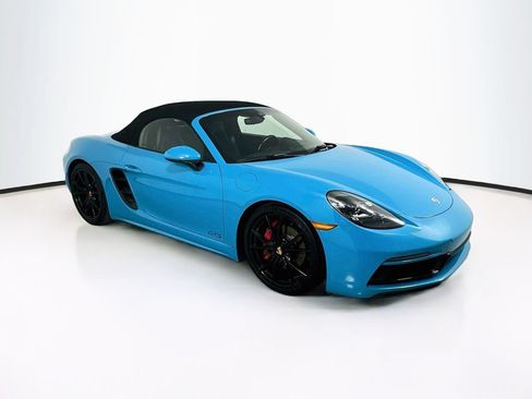Used 2018 Porsche 718 Boxster GTS w/ GTS Interior Package RWD image 4