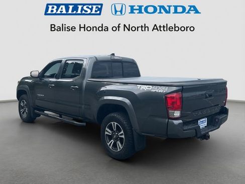 Used 2016 Toyota Tacoma TRD Sport w/ Towing Package AWD/4WD image 5