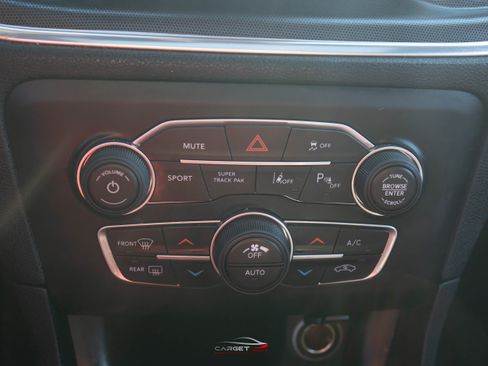 Used 2018 Dodge Charger R/T Scat Pack image 35