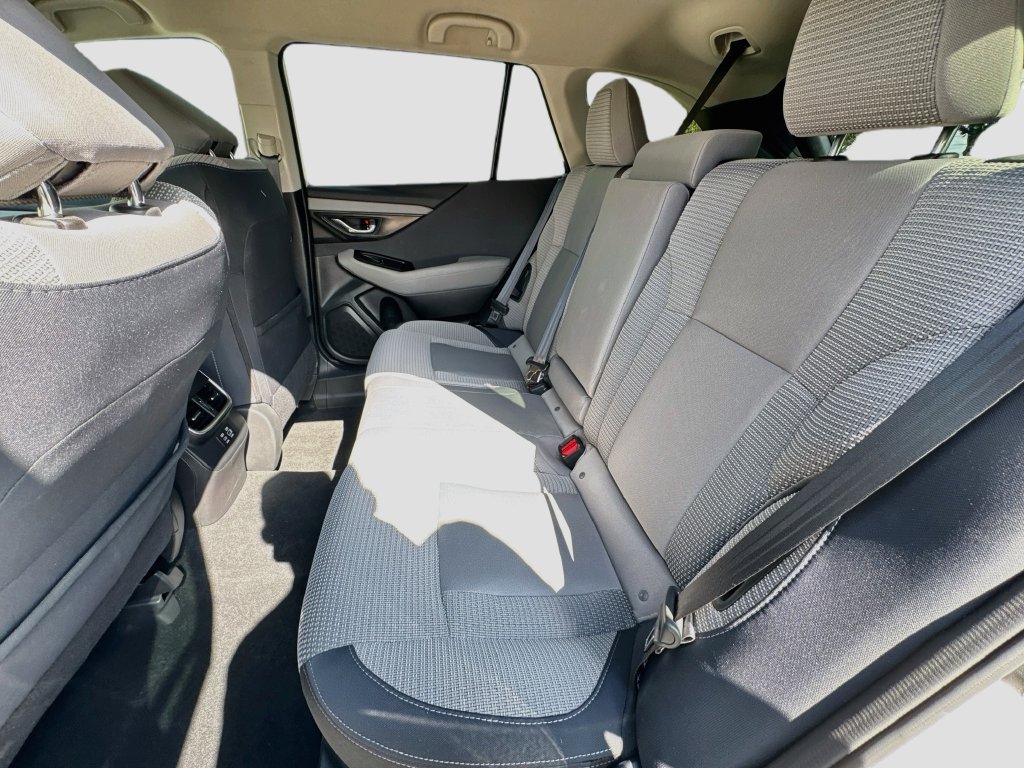 Used 2023 Subaru Outback Premium AWD/4WD image 28